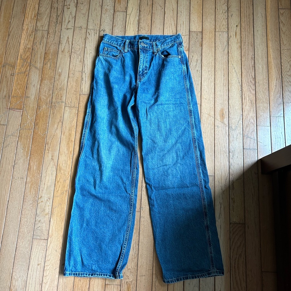 Uniqlo baggy medium wash jeans
